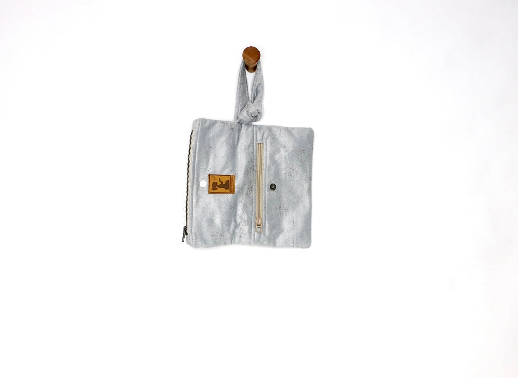 Stone Clutch