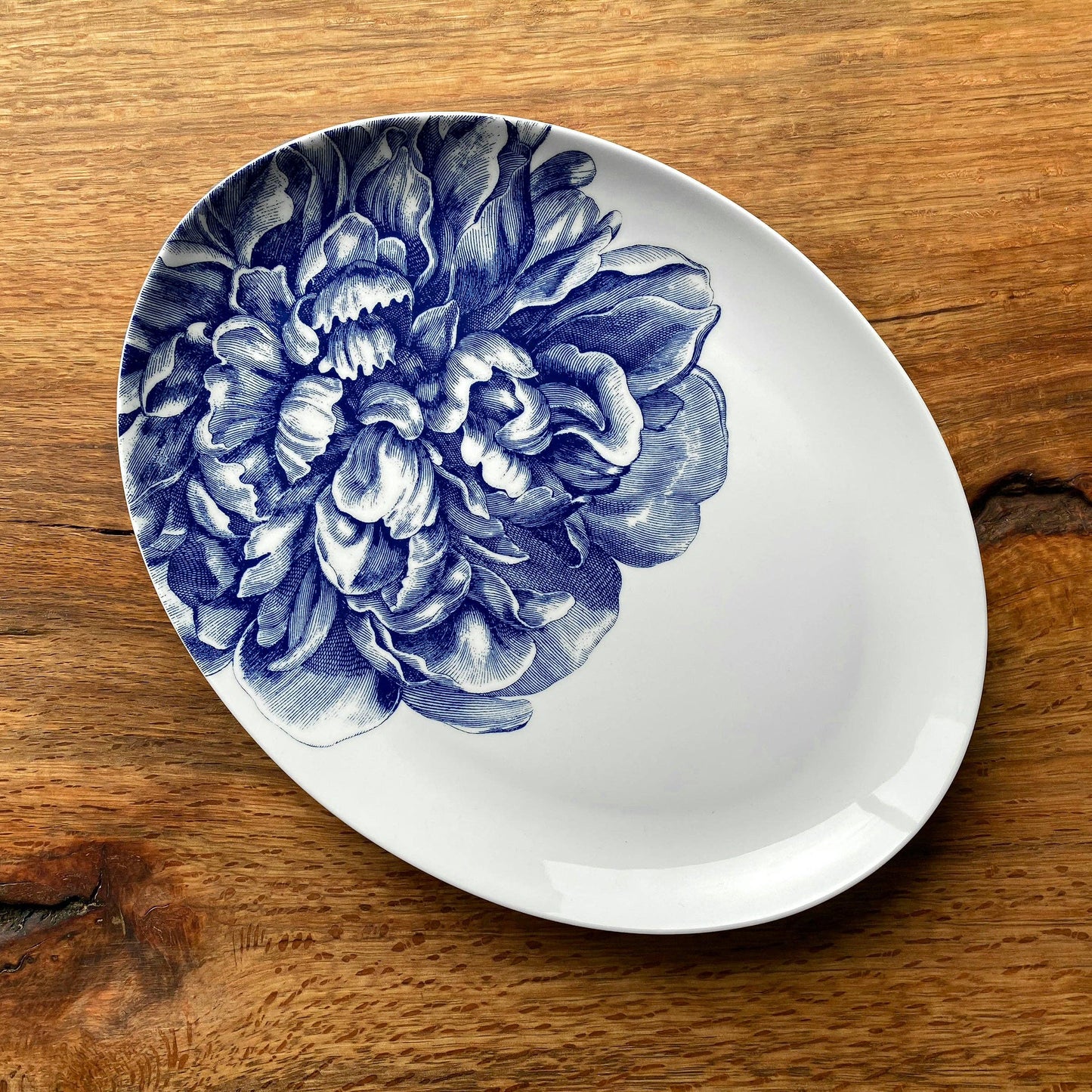 Peony Blue Medium Coupe Oval Platter