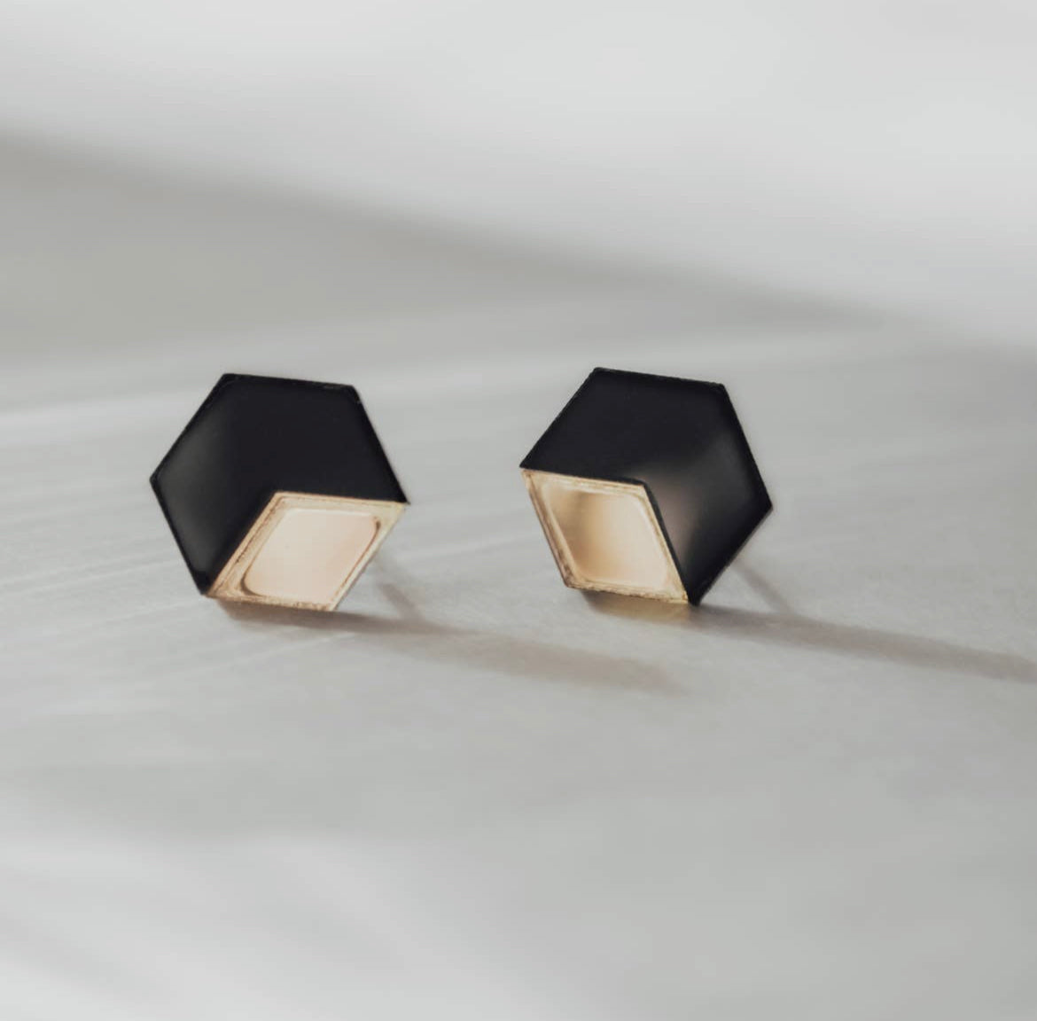 Black and Gold Belle Stud