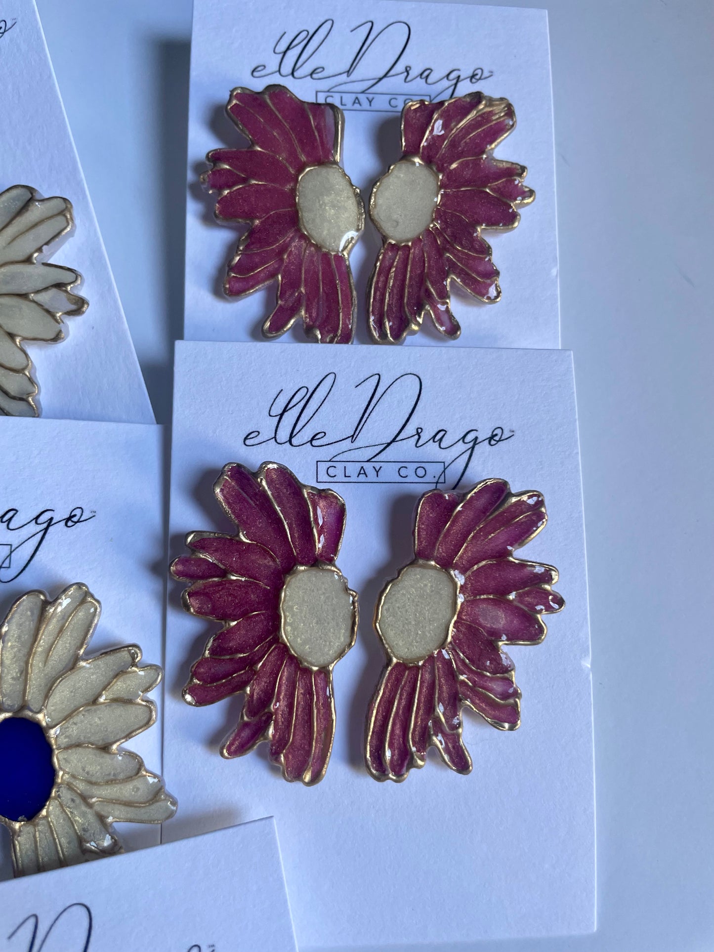 Daisy Earring in Chateau Rose