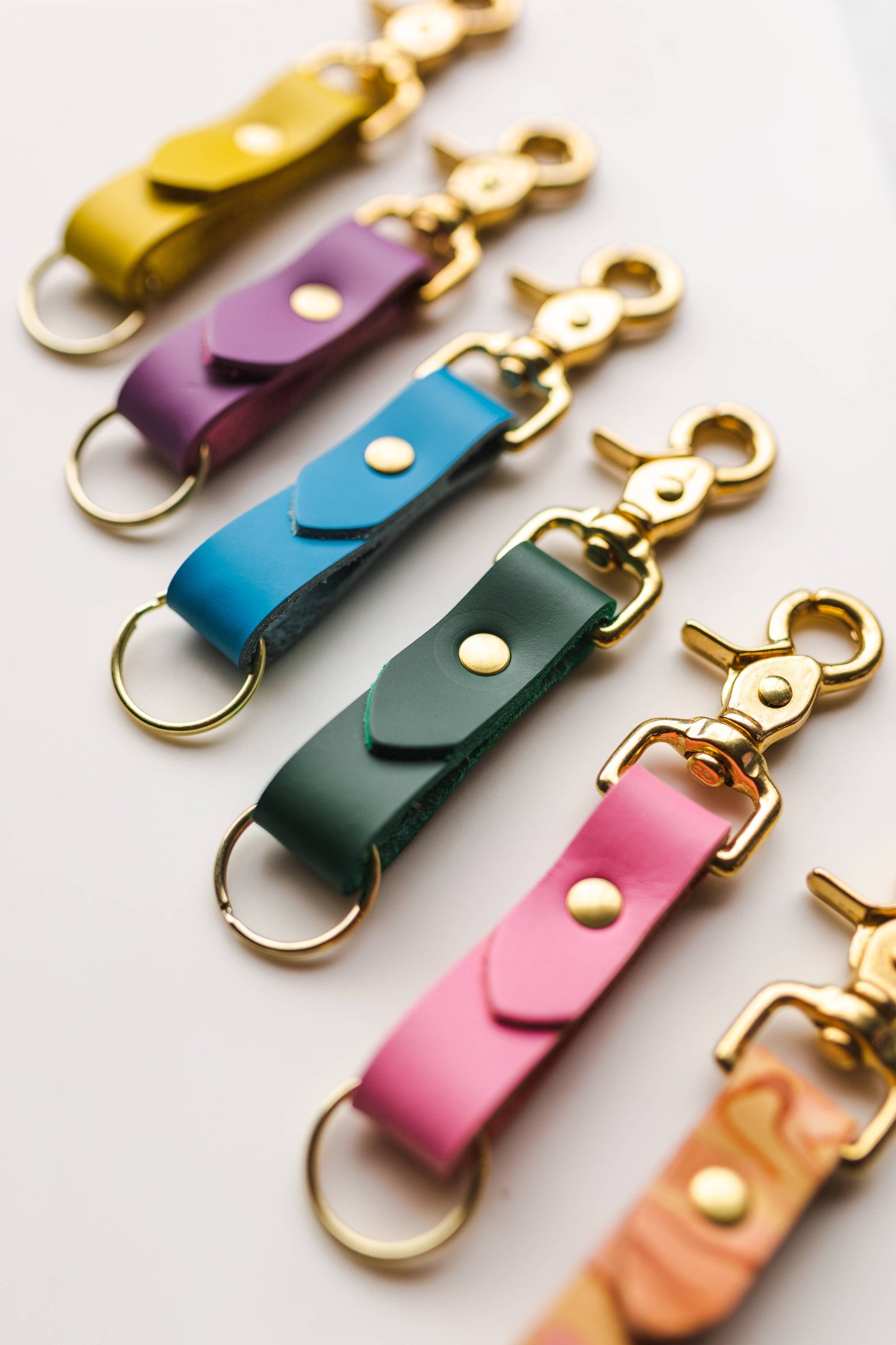 Swivel Snap Keychain: Pink